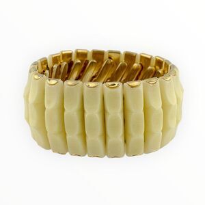Vintage Ivory Lucite Stretch Bracelet • Hong Kong